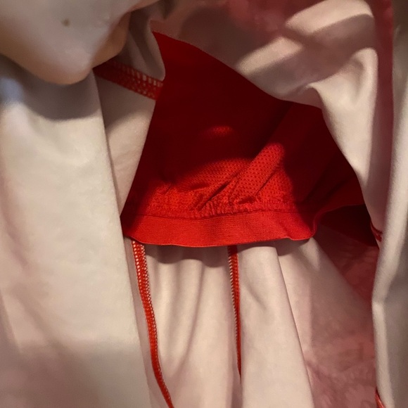 Athleta Red Patterned Sports Tank Top - Picture 4 of 5